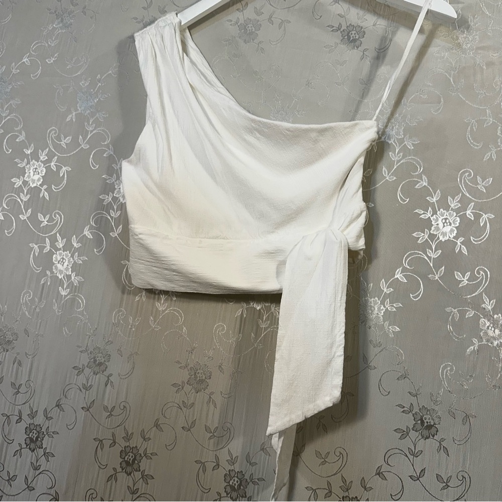 Free People White One-Shoulder Wrap Crop Top Size Medium - Picture 4 of 7